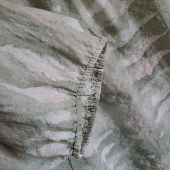 Chenault Rayon Blend Green White Tie Dye Pullover Blouse Sz L - Picture 5 of 7